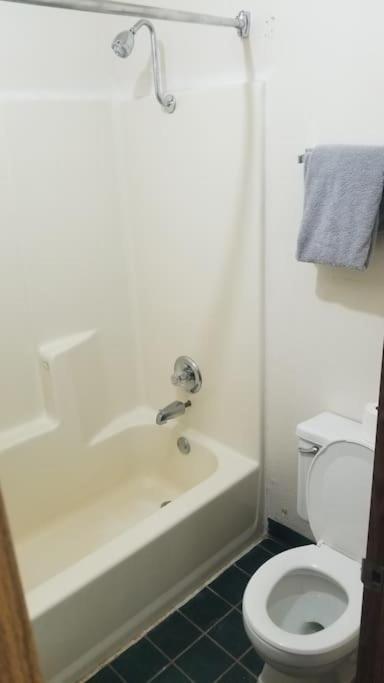 Hotel 2 Queen Beds Hotel Room 106 Wi-Fi Booking Stillwater Εξωτερικό φωτογραφία